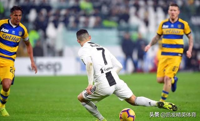 国米新星边路突破犀利,单骑闯关复制传奇时刻    国米新星边路突破犀利,单骑闯关复制传奇时刻